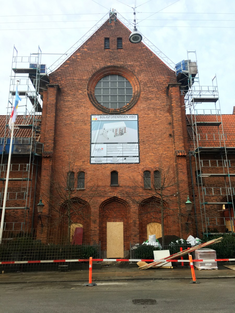 Samuels Kirke på Nørrebro bliver til almennyttige ungdomsboliger.